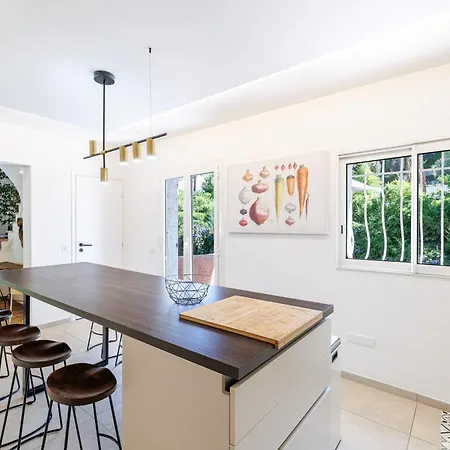 Willa 5 Bdr - Swimmingpool - Ac - Parking