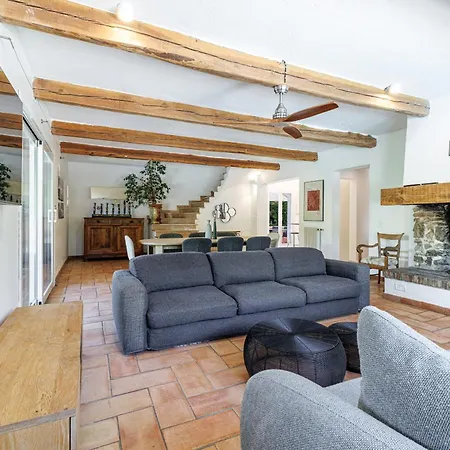 Willa 5 Bdr - Swimmingpool - Ac - Parking *