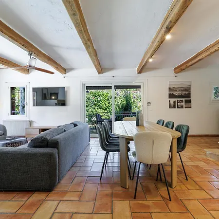 Willa 5 Bdr - Swimmingpool - Ac - Parking *